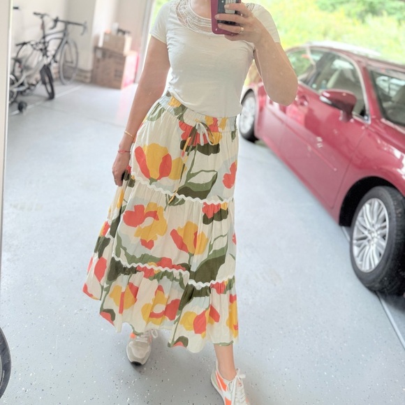 CeCe Floral Tiered Maxi Skirt | Size S (Fits M) | Boho Summer Resort Wear - Picture 2 of 8
